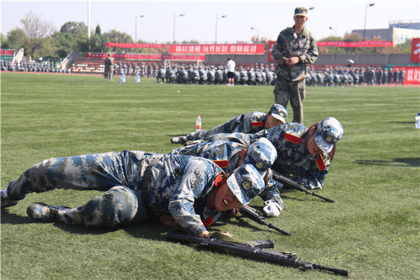 53d6850eefdc4ab684a007bb4acf12e5.jpg 动作考核.JPG