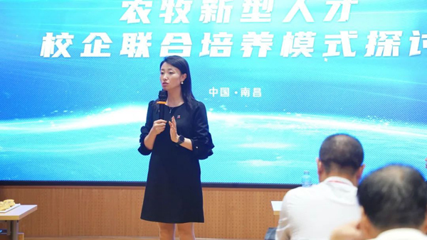 0c9e6e665a3c42d8a22050848162d589.jpg 1.jpg