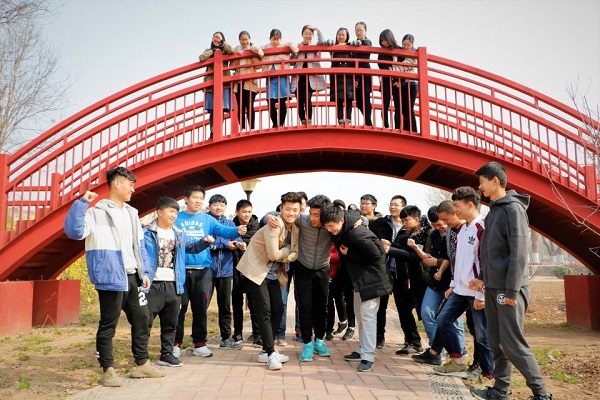 b860c0b589d14674b3caa4a957bf5b24.jpg 3.jpg