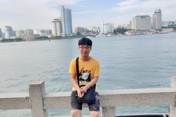 5607c423862444d98d38efe9667b3921.jpg 陈璟州.jpg