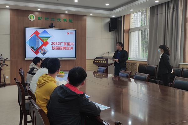 02e884fb1f2a4f7eaf1748215b055593.jpg 1(1).jpg