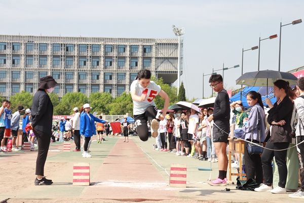 2bab4fe9165748f5a8082044d3414c8a.jpg IMG_8130.jpg