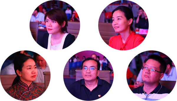 251d39c021e34dbb960aab89c5d6a758.png 评委1.png