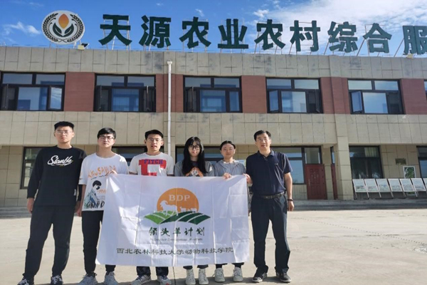 c2bd1bc2721e40d8a8072d6f03894be1.jpg 22.jpg