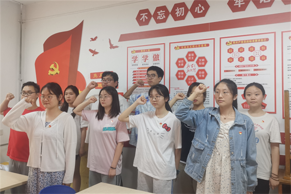 867a23c456ff42c89fd3bc7f279d48a0.png 图片1.png