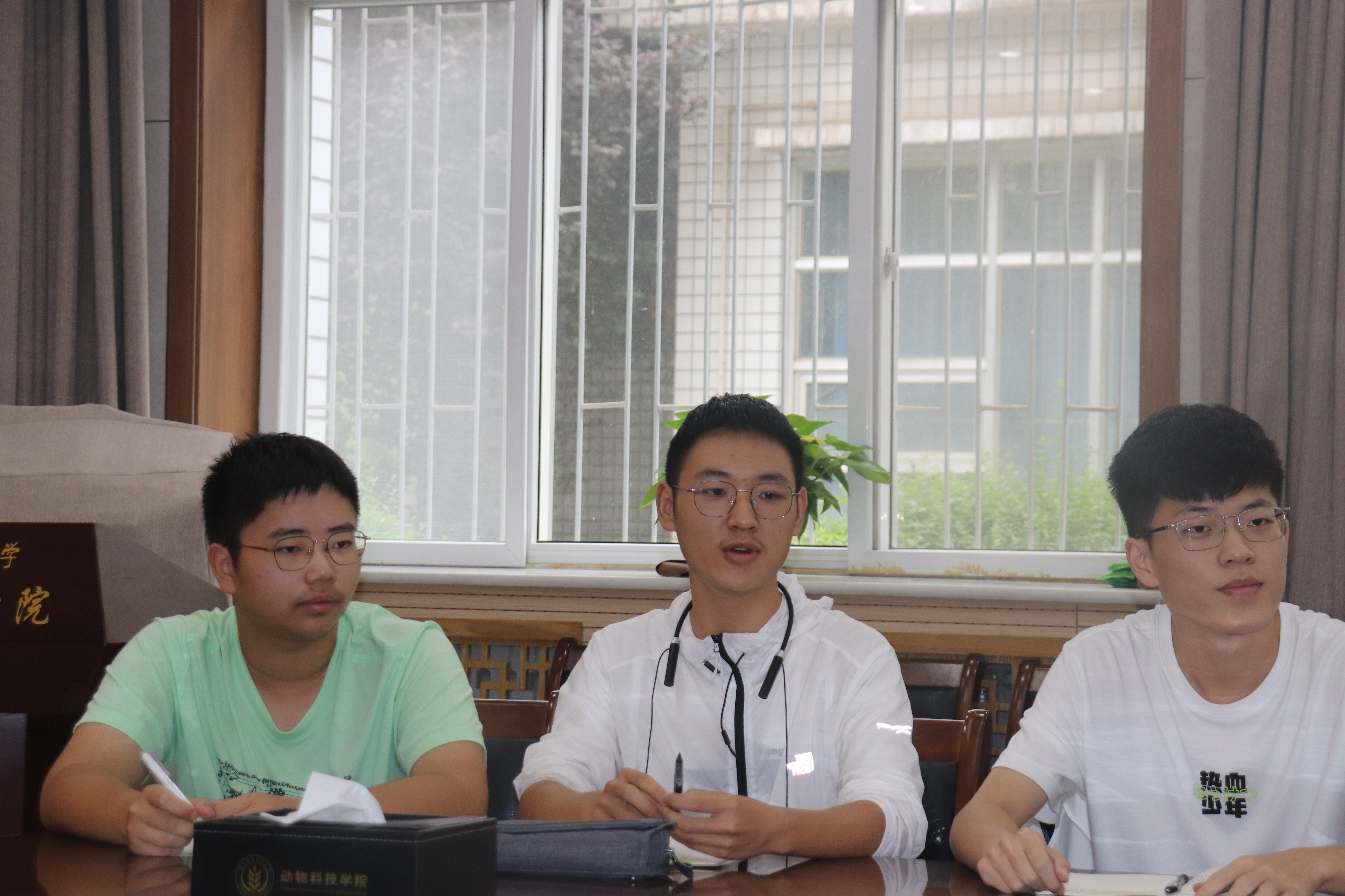 f50a652f1df34068bf0f1cf6cf9de20a.jpg f50a652f1df34068bf0f1cf6cf9de20a.jpg