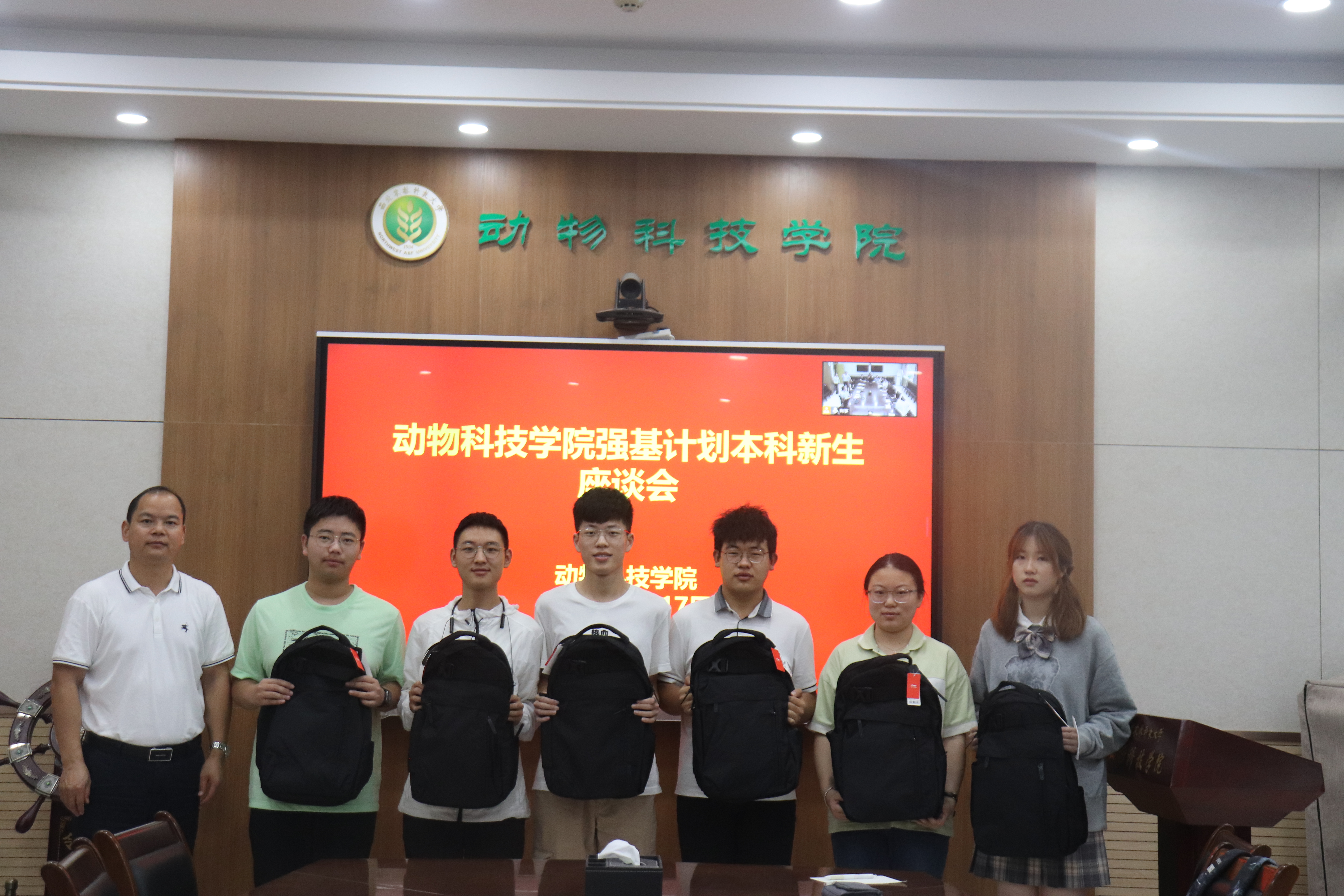 d1ef4d96cb384a1d8407cec73fe1cd10.jpg d1ef4d96cb384a1d8407cec73fe1cd10.jpg