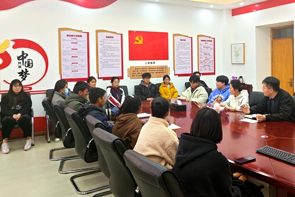 10a2265bb8444f6ca0b3d9a127828543.jpg E202A1B5E04F52475FBB255C6856848A.jpg