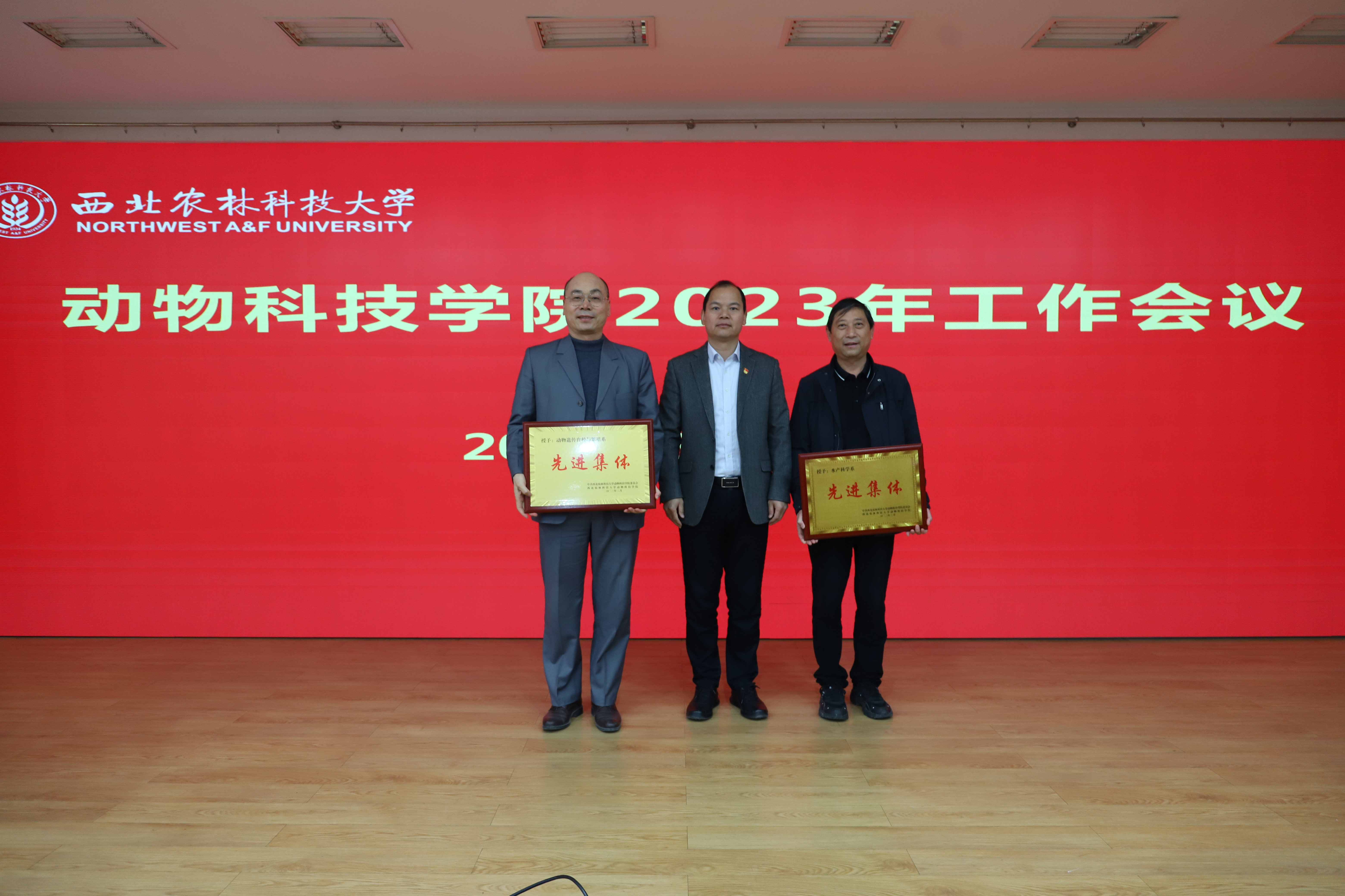 1d5c5b9a0f7a47219ef957a367967e31.jpg 1d5c5b9a0f7a47219ef957a367967e31.jpg