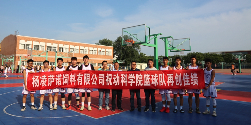 1813ce50fa4a4594ac51d3c4057ec320.jpg 合影留念.JPG