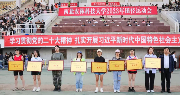 75e3b001adf44f098b26c474d45b555f.jpg li.jpg