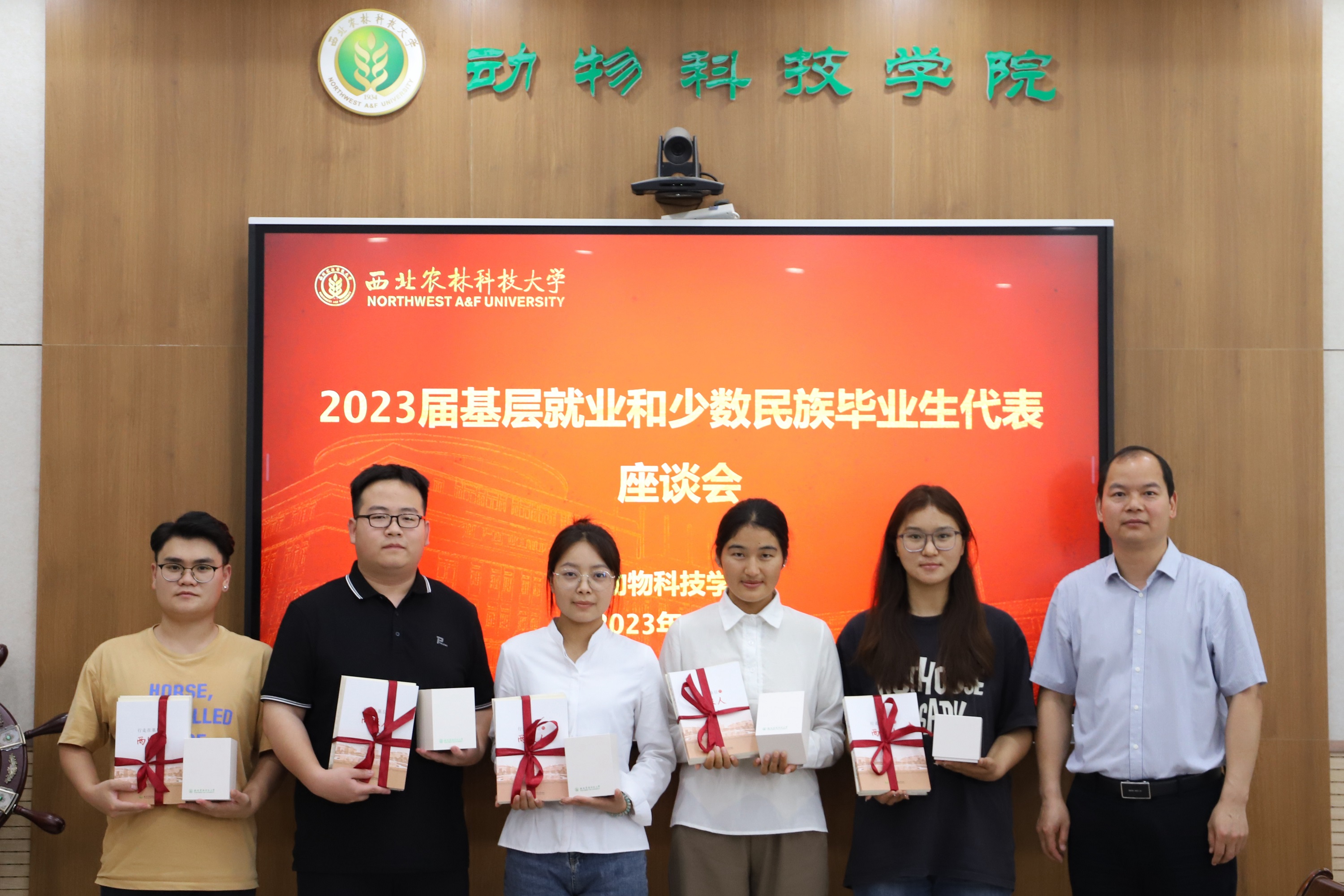 09580fc3ea5b47b188fe08bf9e81926c.jpg 09580fc3ea5b47b188fe08bf9e81926c.jpg