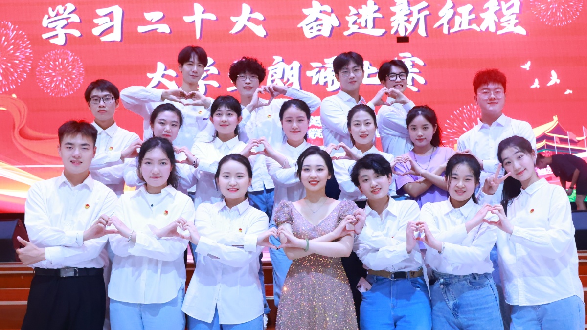 37f8fc4c9e064b95a6c6bb2f91c53120.jpg 37f8fc4c9e064b95a6c6bb2f91c53120.jpg