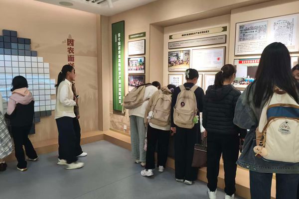 图三 同学们了解学校的改革进取.jpg